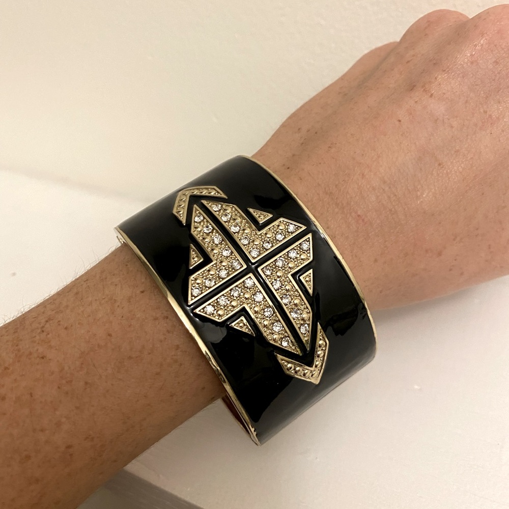 Black Lacquer 1.5” W bangle with gold detail and clear stones